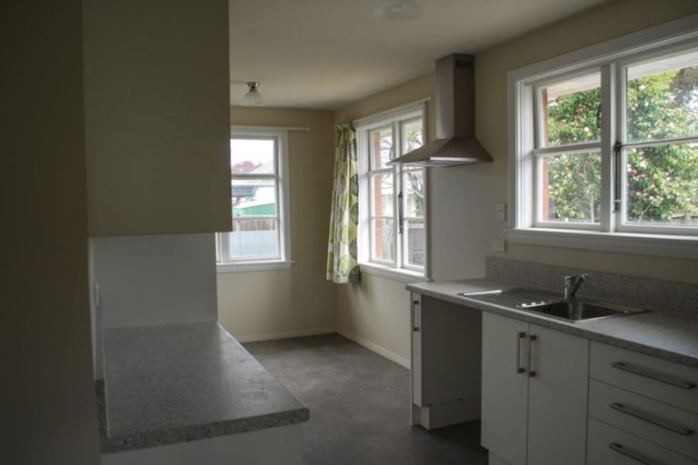 Photo of property in 5 Auburn Avenue, Upper Riccarton, Christchurch, 8041