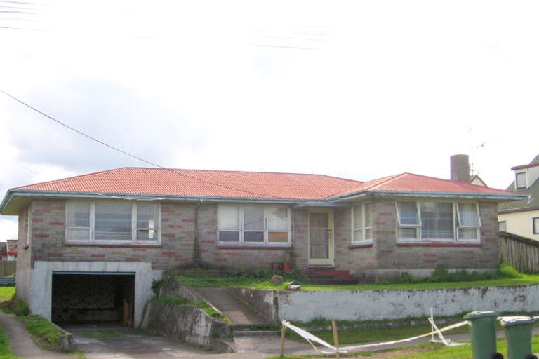 Photo of property in 90 Otumoetai Road, Judea, Tauranga, 3110