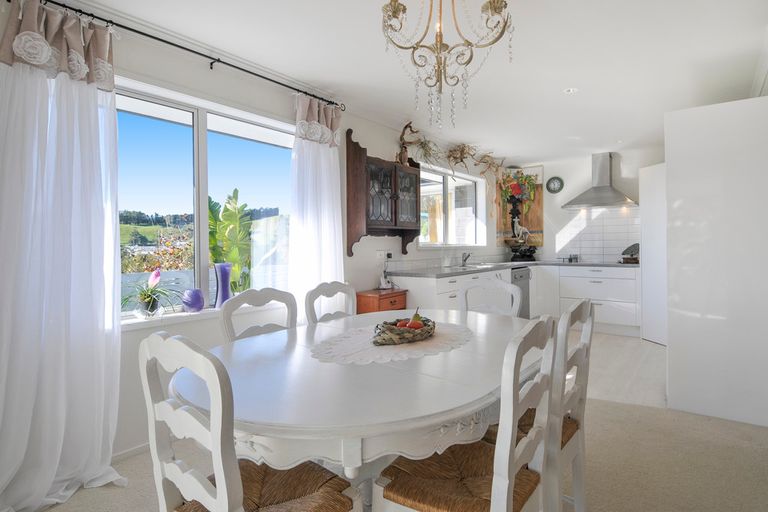 Photo of property in 68 Utopia Park Heights, Welcome Bay, Tauranga, 3112