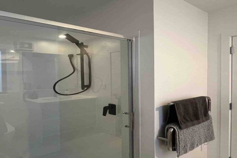 Photo of property in 80 Carrington Avenue, Silverdale, Hamilton, 3216