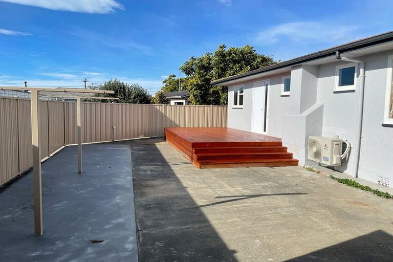 Photo of property in 28 Howard Road, Taradale, Napier, 4112