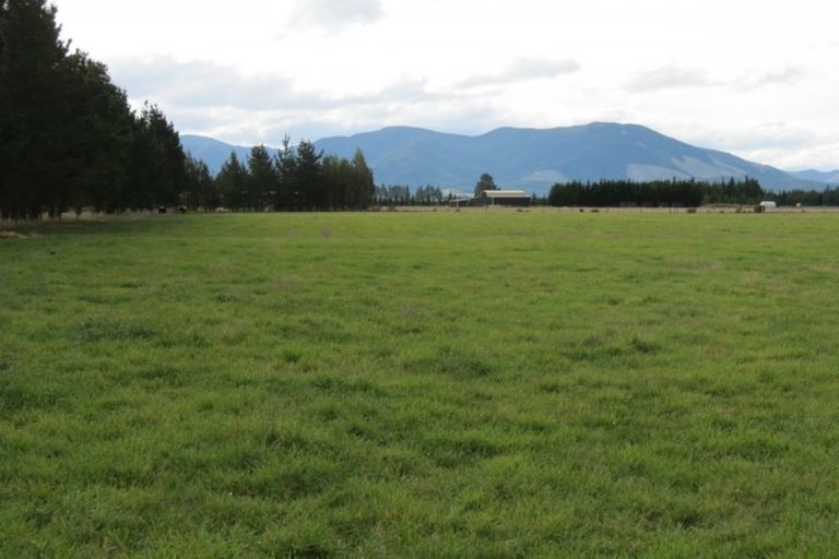 Photo of property in 120 Glews Road, Cust, Rangiora, 7471