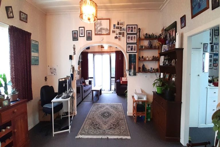 Photo of property in 155 Hakanoa Street, Huntly, 3700
