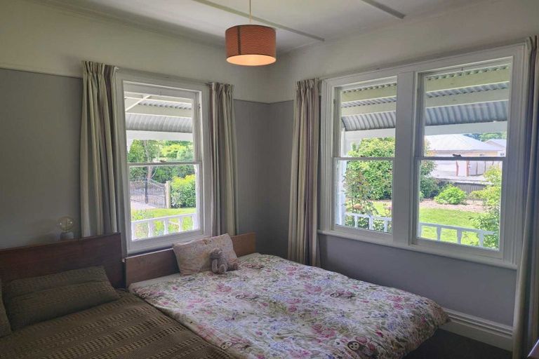 Photo of property in 260 Talbot Street, Geraldine, 7930