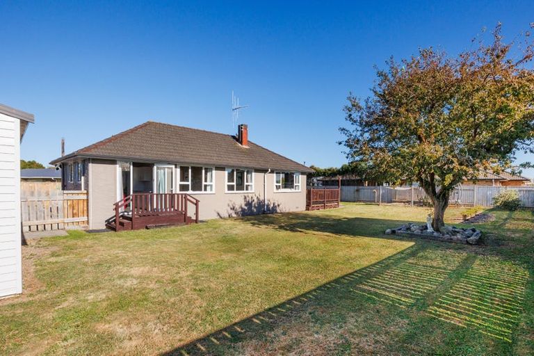Photo of property in 11 Hendon Place, West End, Palmerston North, 4412