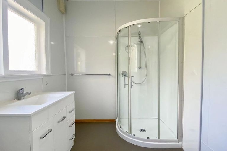 Photo of property in 200 Rongotai Road, Rongotai, Wellington, 6022