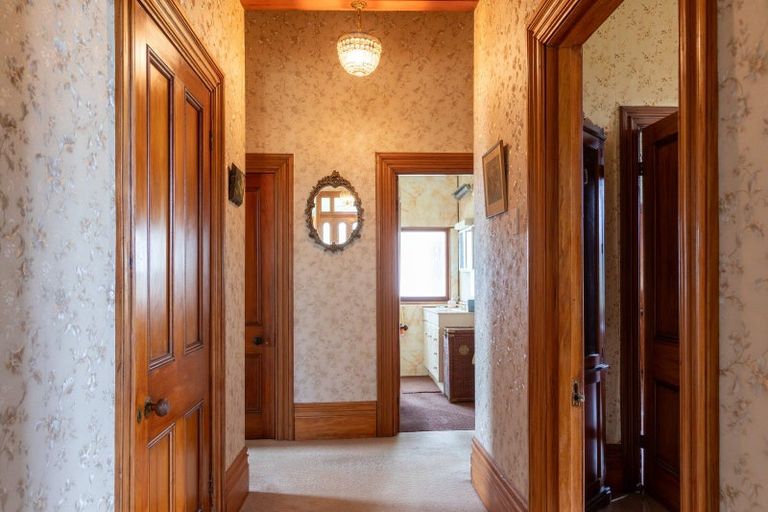 Photo of property in 36 Swinburn Street, Dannevirke, 4930