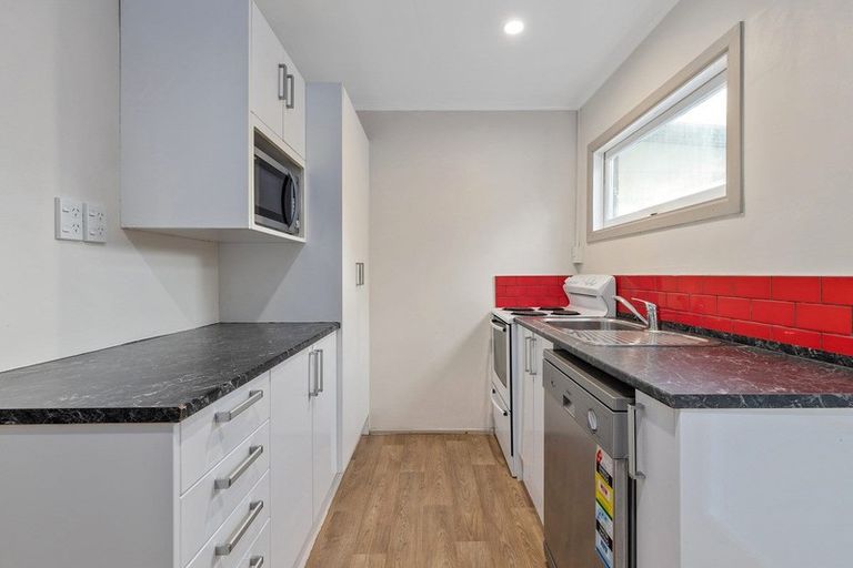 Photo of property in 134 Manuka Road, Bayview, Auckland, 0629