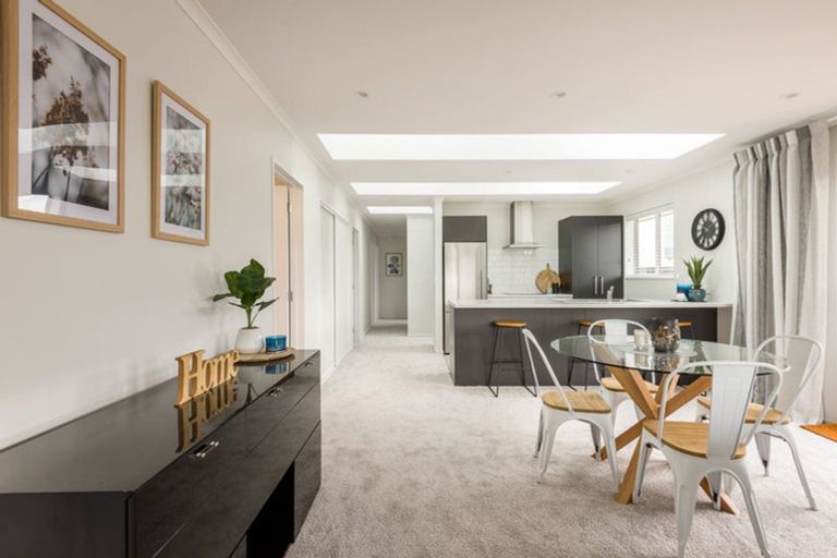 Photo of property in 104h Johns Road, Belfast, Christchurch, 8051