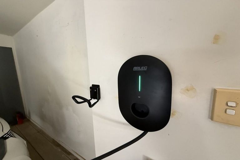 Photo of property in 89 Pemberton Avenue, Bayview, Auckland, 0629