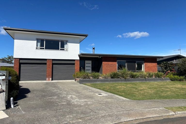 Photo of property in 6 Somerset Place, Taradale, Napier, 4112
