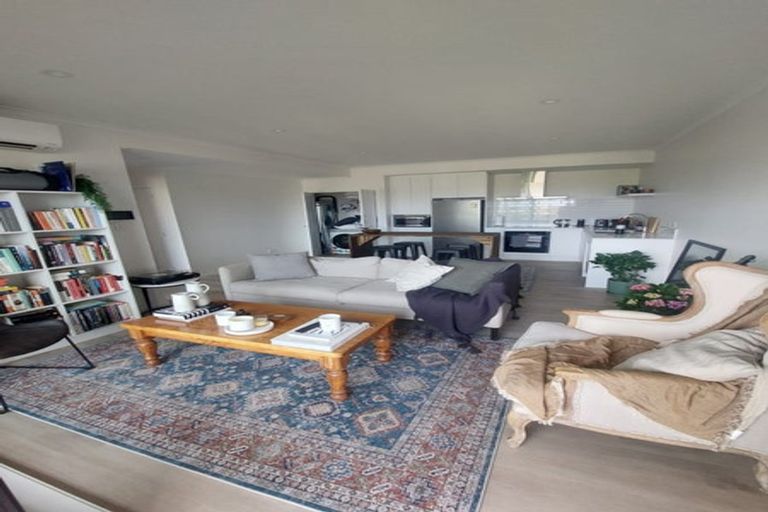 Photo of property in 202/65 Tonar Street, Northcote, Auckland, 0627