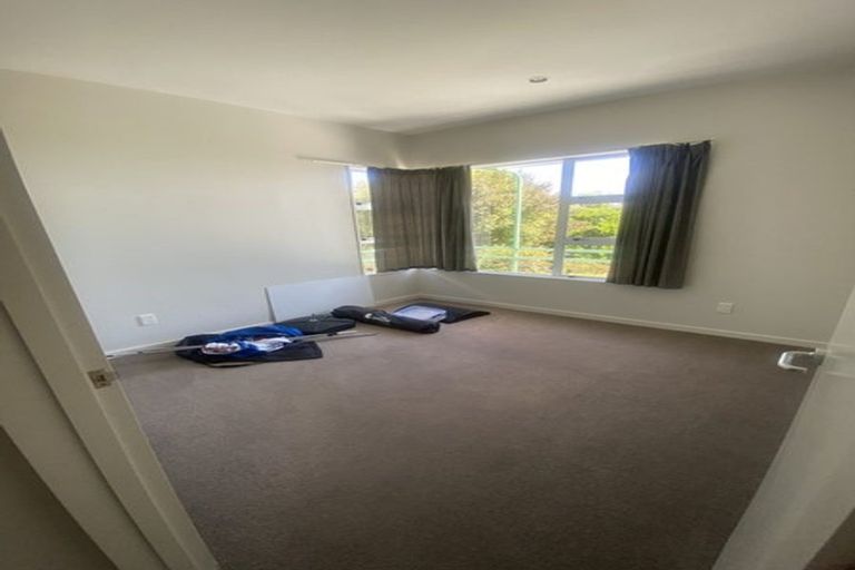 Photo of property in 1/5a Madeley Road, Mount Pleasant, Christchurch, 8081