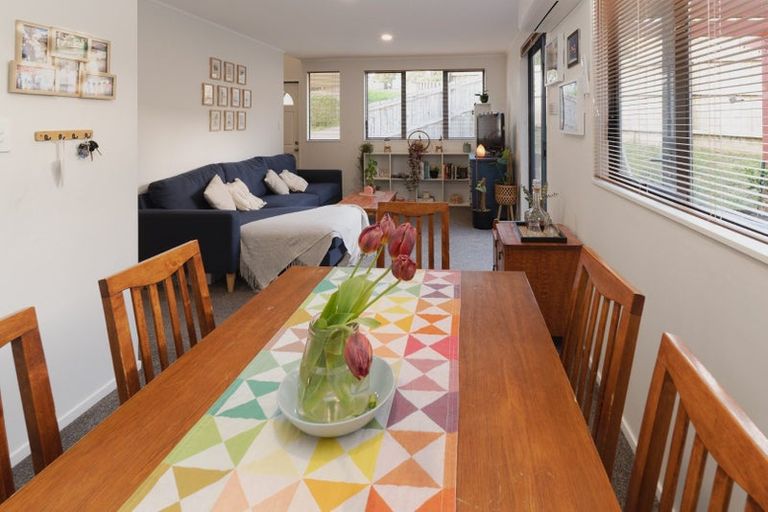 Photo of property in 26 Benchmark Drive, Massey, Auckland, 0614