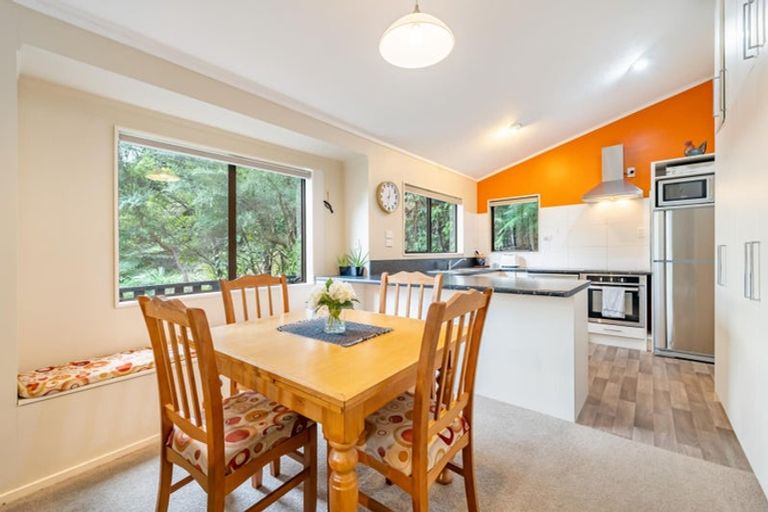 Photo of property in 9 Haven Grove, Naenae, Lower Hutt, 5011