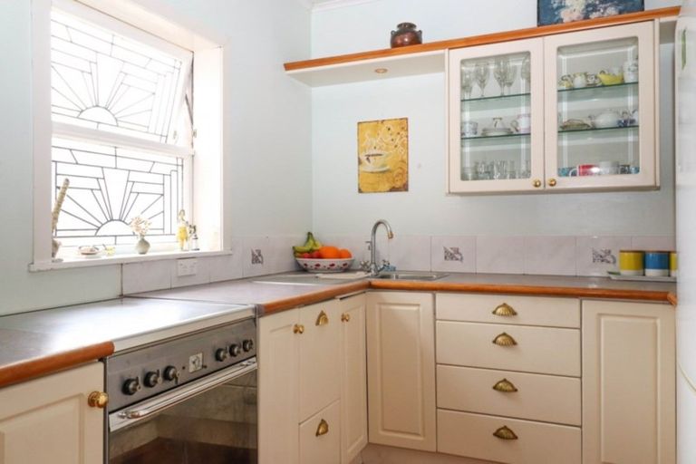 Photo of property in 122 Queen Sh25 Street, Thames, 3500