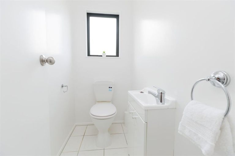 Photo of property in 50b Dominion Park Street, Johnsonville, Wellington, 6037