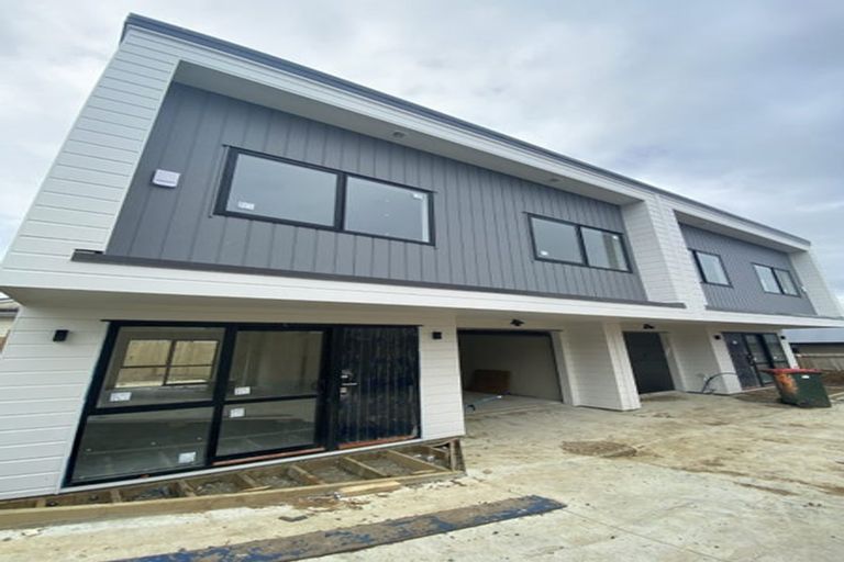 Photo of property in 208b Mahia Road, Weymouth, Auckland, 2103