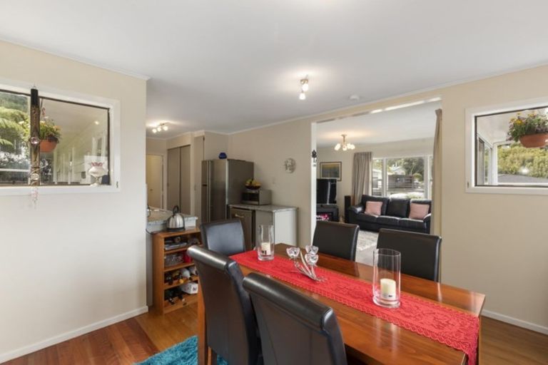 Photo of property in 3 Aspen Grove, Maungaraki, Lower Hutt, 5010