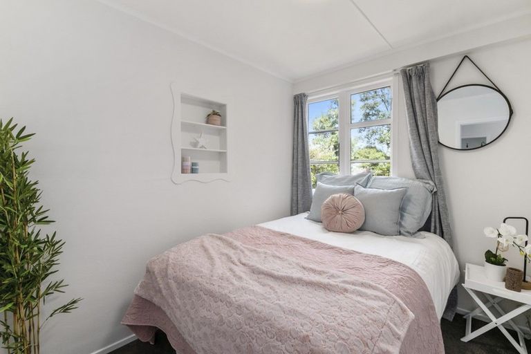 Photo of property in 14 Toi Street, Otaki Beach, Otaki, 5512