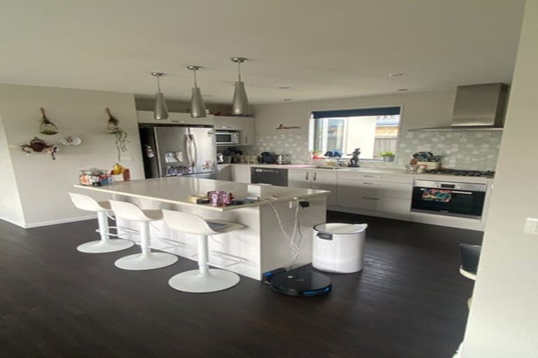 Photo of property in 6 Venerable Terrace, Yaldhurst, Christchurch, 8042