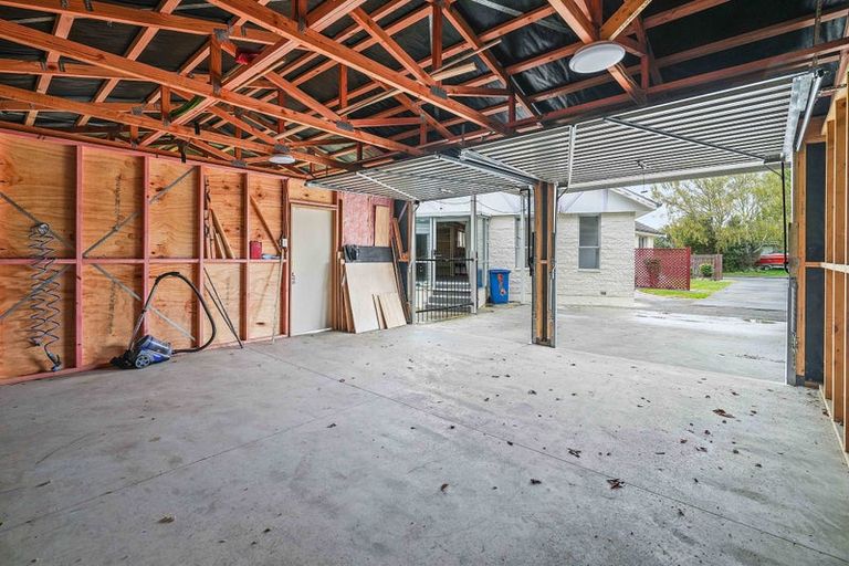 Photo of property in 7 Mckellar Place, Hornby, Christchurch, 8042
