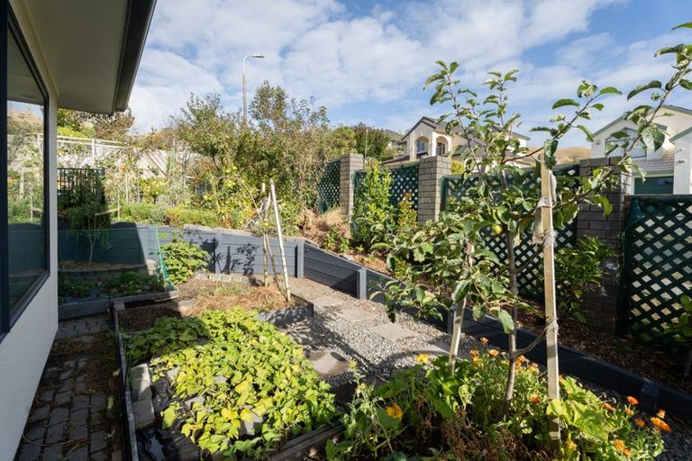 Photo of property in 7 Amesbury Drive, Churton Park, Wellington, 6037