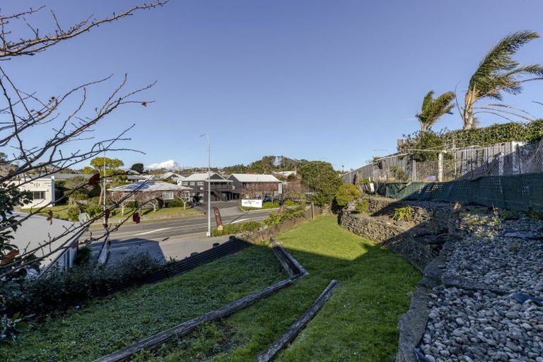 Photo of property in 260b Courtenay Street, Strandon, New Plymouth, 4312