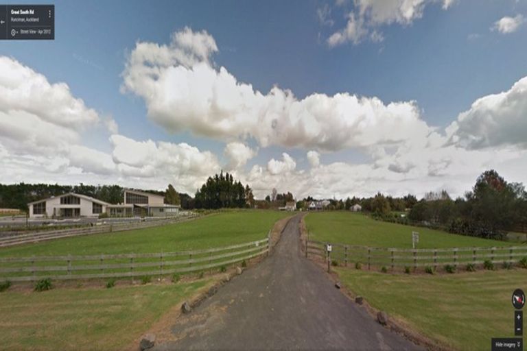 Photo of property in 613 Great South Road, Runciman, Drury, 2578