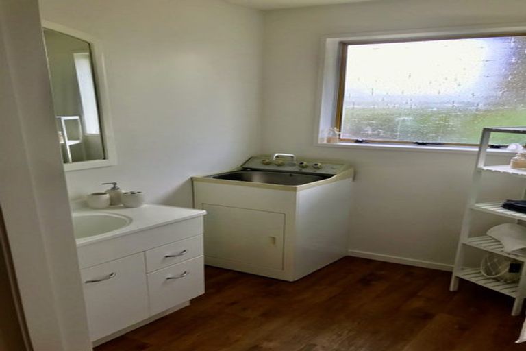 Photo of property in 2/3 Binstead Place, Avondale, Christchurch, 8061