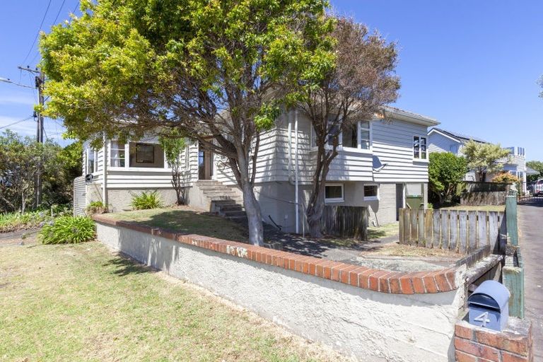 Photo of property in 4 Mckay Street, Paraparaumu Beach, Paraparaumu, 5032