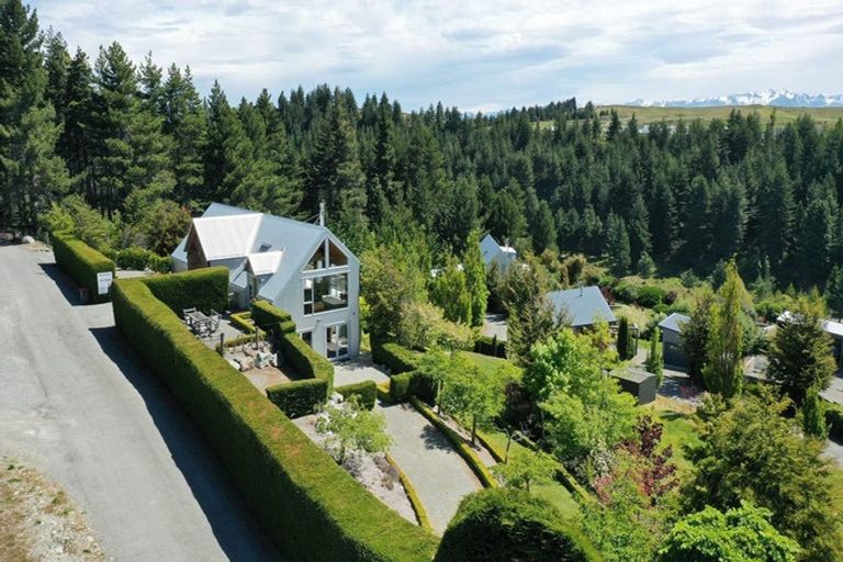 Photo of property in 20 Murray Place, Lake Tekapo, 7999