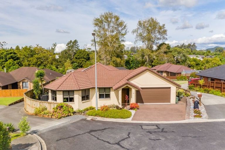 Photo of property in 16 Baska Voda Drive, Kerikeri, 0230