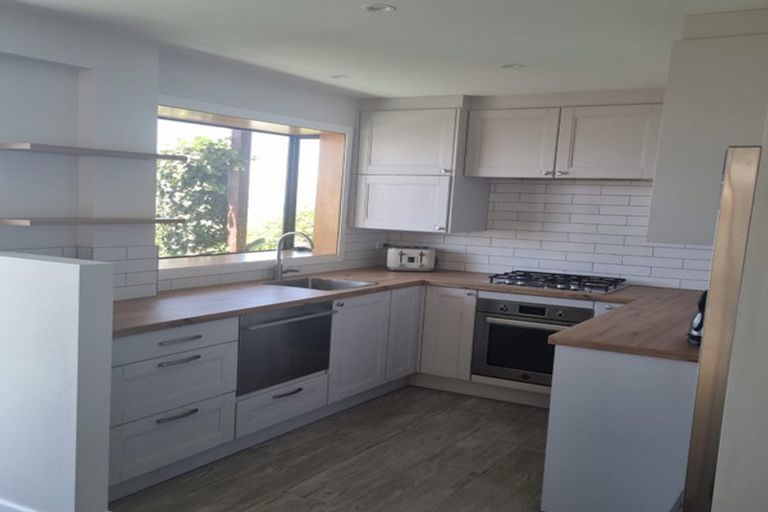 Photo of property in 18 Aranoni Track, Clifton, Christchurch, 8081