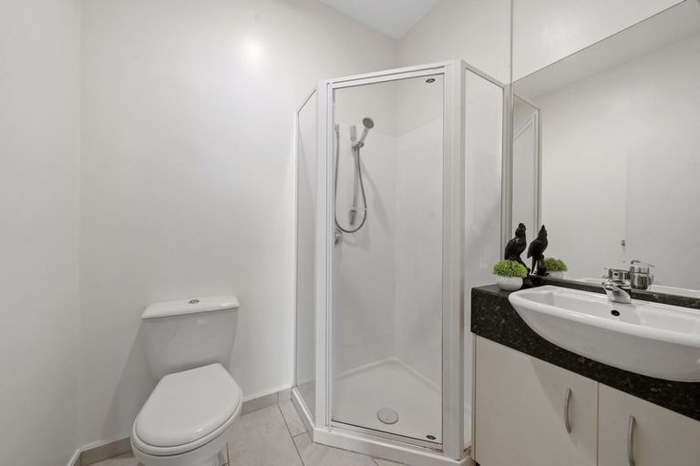 Photo of property in Stadium Garden Flats, 509/107 Thorndon Quay, Pipitea, Wellington, 6011