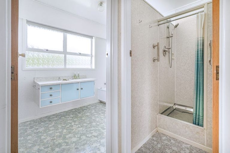 Photo of property in 2 Olympia Place, Riverlea, Hamilton, 3216