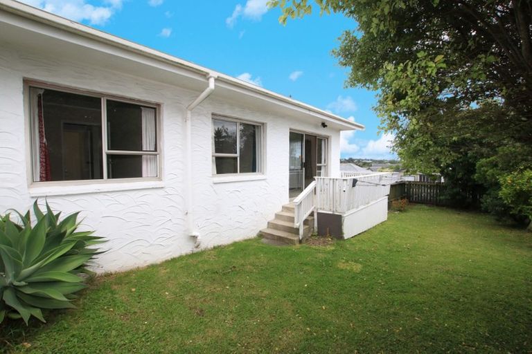 Photo of property in 1/138 Hutchinson Avenue, New Lynn, Auckland, 0600