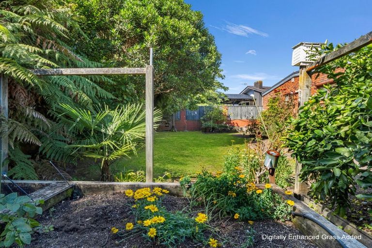 Photo of property in 10 Iles Road, Lynmore, Rotorua, 3010