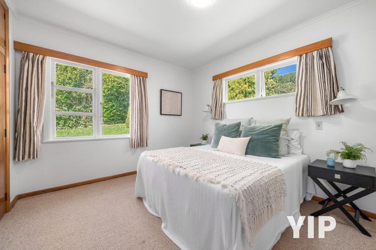 Photo of property in 17 Hollies Crescent, Johnsonville, Wellington, 6037