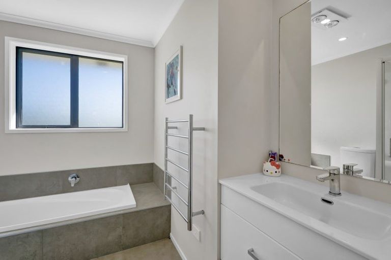 Photo of property in 24 Bianca Crescent, Stratford, 4332