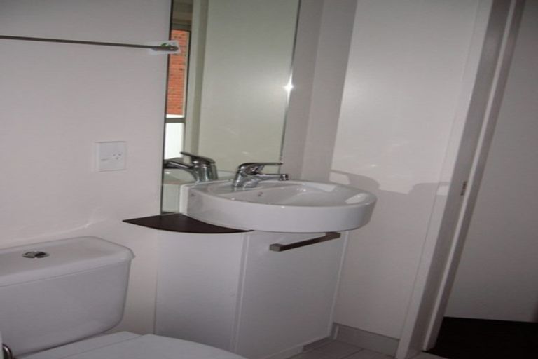 Photo of property in The Quadrant Apartments, 1103/10 Waterloo Quadrant, Auckland Central, Auckland, 1010