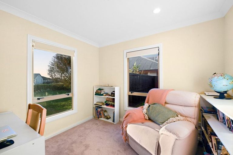 Photo of property in 21 Portobello Way, Huntington, Hamilton, 3210