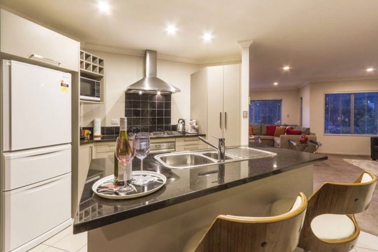 Photo of property in 28 Vinewood Drive, Albany, Auckland, 0632