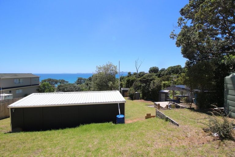 Photo of property in 15 Cuvier Crescent, Kuaotunu West, Whitianga, 3592