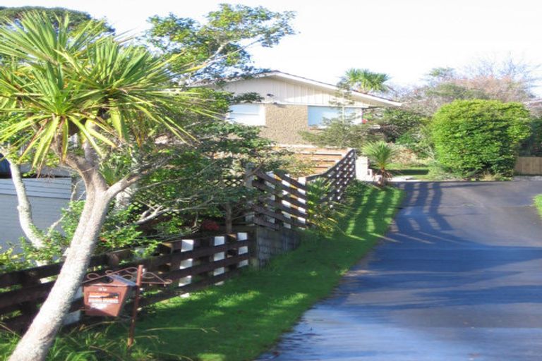 Photo of property in 39 Galaxy Drive, Mairangi Bay, Auckland, 0630