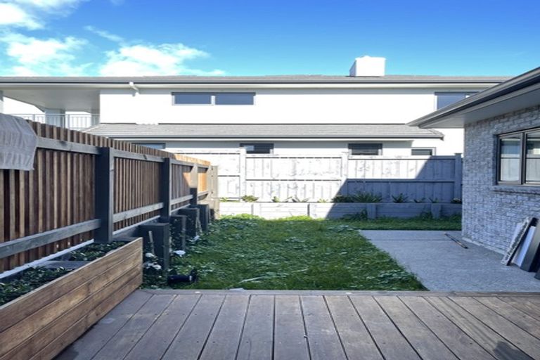 Photo of property in 16 Hapukupuku Avenue, Beachlands, Auckland, 2018