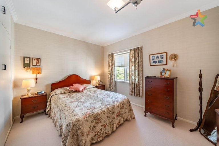 Photo of property in 16 Marina Grove, Hutt Central, Lower Hutt, 5010