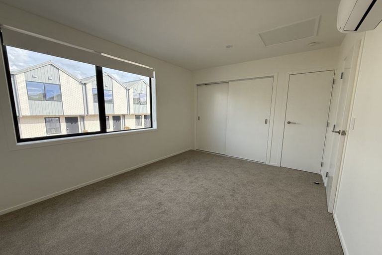 Photo of property in 6/23 Makomako Drive, Orewa, 0931