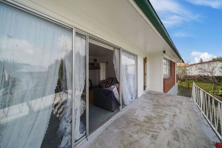 Photo of property in 130a Browns Road, Manurewa, Auckland, 2102