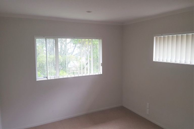 Photo of property in 13 Richard Halse Drive, Manurewa, Auckland, 2105